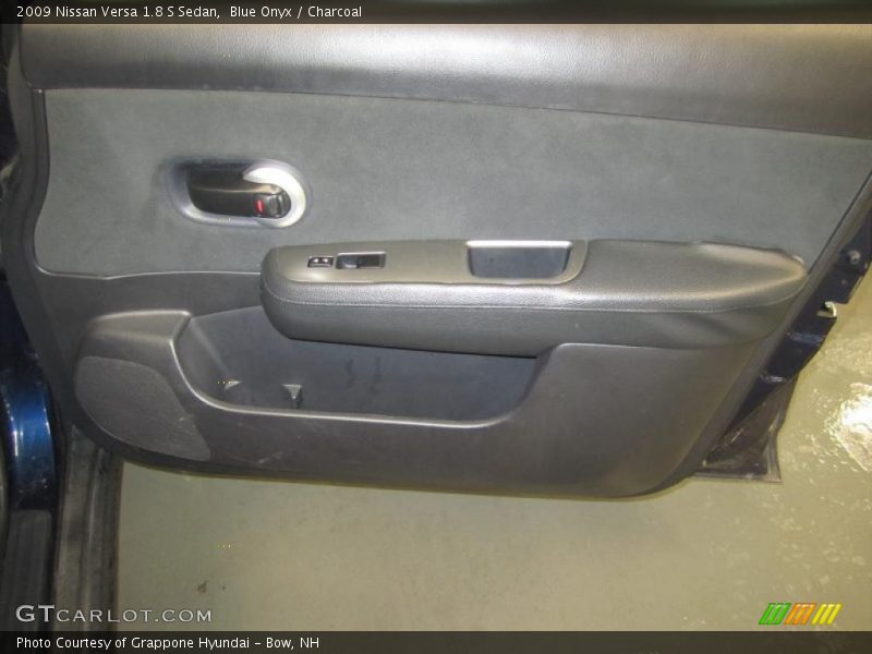 Blue Onyx / Charcoal 2009 Nissan Versa 1.8 S Sedan