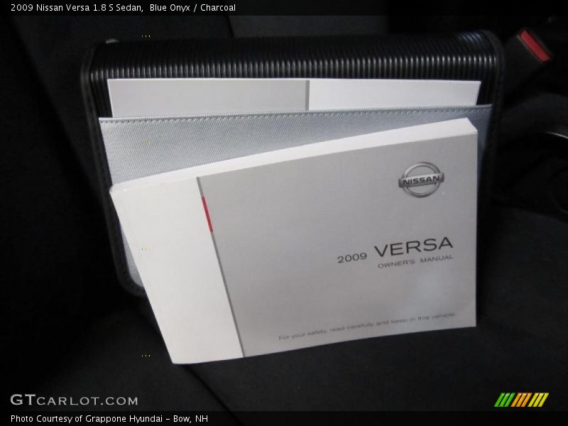 Blue Onyx / Charcoal 2009 Nissan Versa 1.8 S Sedan
