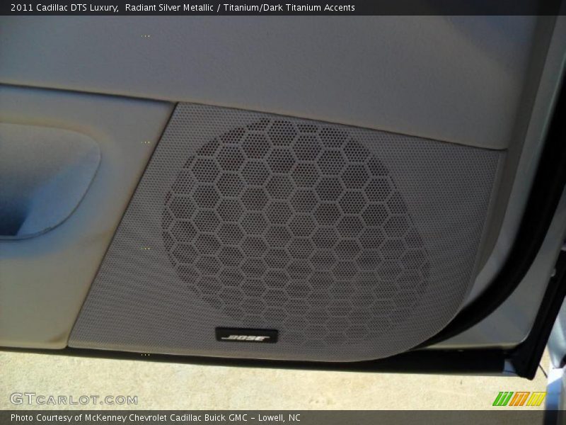 Radiant Silver Metallic / Titanium/Dark Titanium Accents 2011 Cadillac DTS Luxury