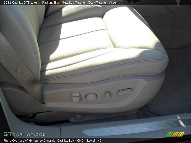 Radiant Silver Metallic / Titanium/Dark Titanium Accents 2011 Cadillac DTS Luxury