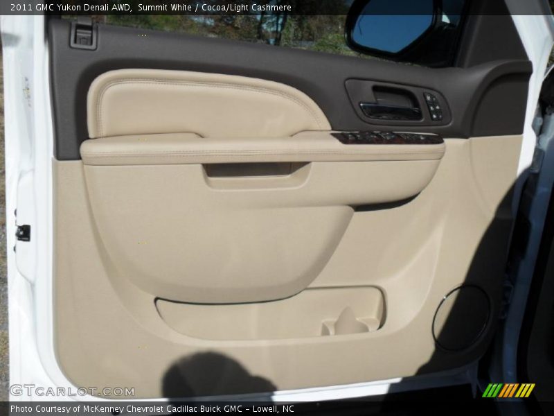 Summit White / Cocoa/Light Cashmere 2011 GMC Yukon Denali AWD