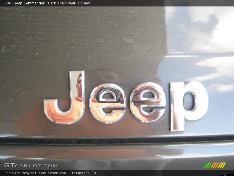  2006 Commander  Logo