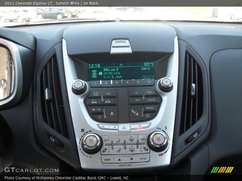 Summit White / Jet Black 2011 Chevrolet Equinox LT