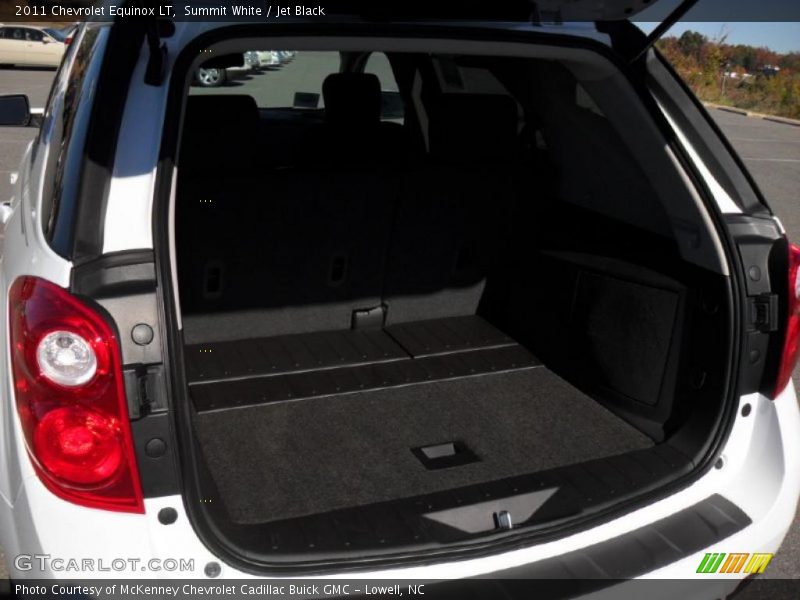 Summit White / Jet Black 2011 Chevrolet Equinox LT