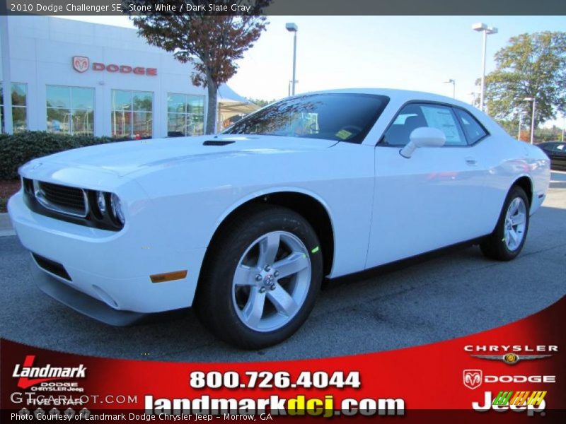 Stone White / Dark Slate Gray 2010 Dodge Challenger SE