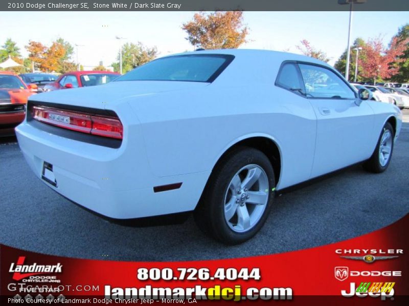 Stone White / Dark Slate Gray 2010 Dodge Challenger SE