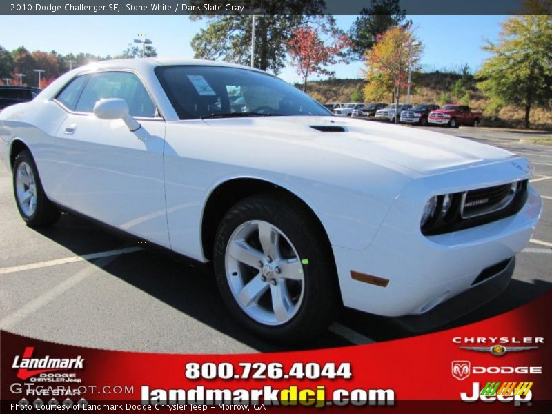 Stone White / Dark Slate Gray 2010 Dodge Challenger SE