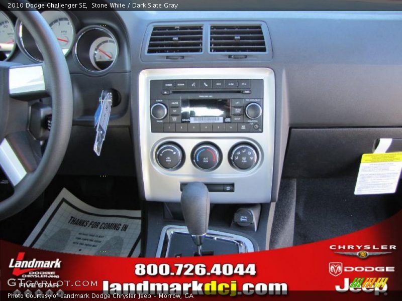 Stone White / Dark Slate Gray 2010 Dodge Challenger SE
