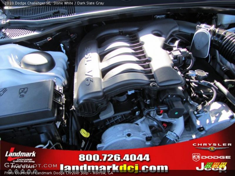Stone White / Dark Slate Gray 2010 Dodge Challenger SE