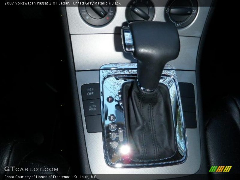 United Grey Metallic / Black 2007 Volkswagen Passat 2.0T Sedan