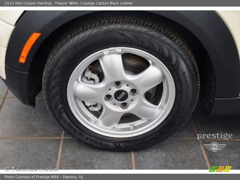 Pepper White / Lounge Carbon Black Leather 2010 Mini Cooper Hardtop