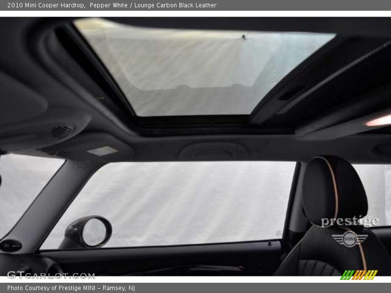 Pepper White / Lounge Carbon Black Leather 2010 Mini Cooper Hardtop