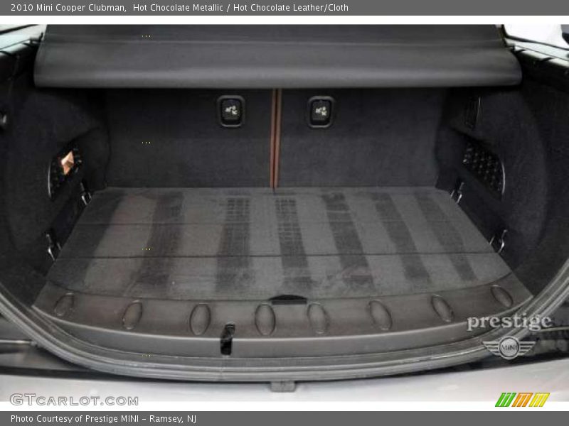 Hot Chocolate Metallic / Hot Chocolate Leather/Cloth 2010 Mini Cooper Clubman