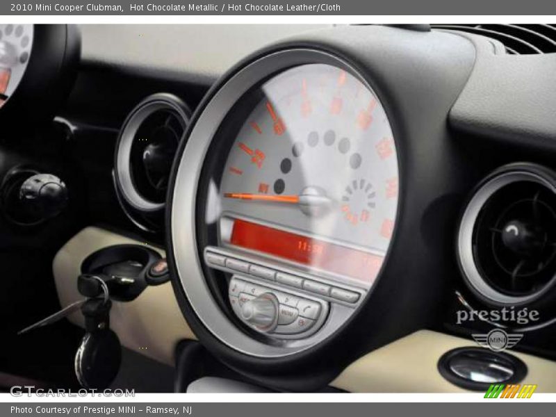 Hot Chocolate Metallic / Hot Chocolate Leather/Cloth 2010 Mini Cooper Clubman