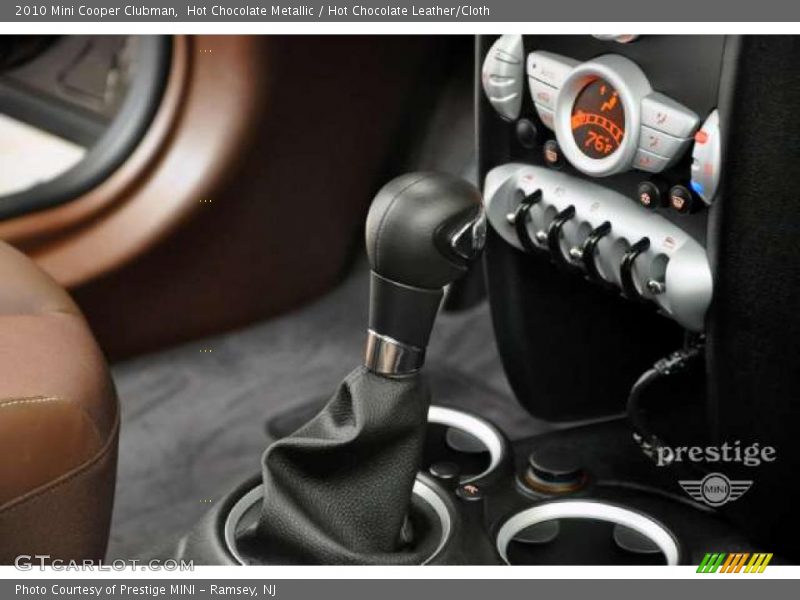 Hot Chocolate Metallic / Hot Chocolate Leather/Cloth 2010 Mini Cooper Clubman