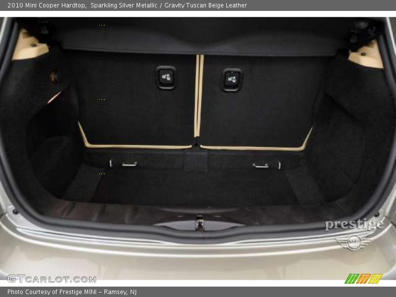Sparkling Silver Metallic / Gravity Tuscan Beige Leather 2010 Mini Cooper Hardtop