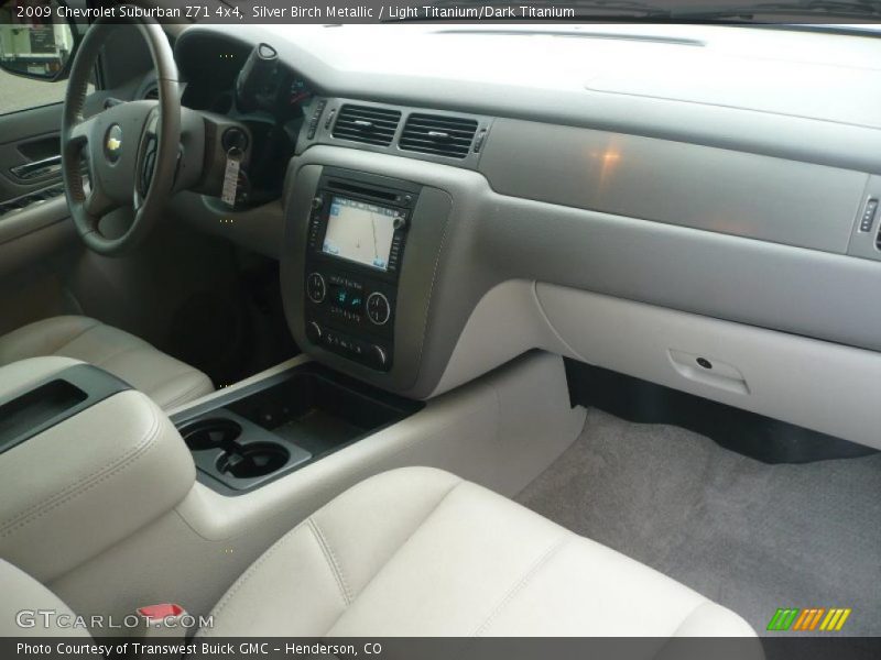 Silver Birch Metallic / Light Titanium/Dark Titanium 2009 Chevrolet Suburban Z71 4x4