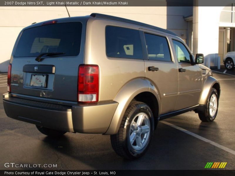 Light Khaki Metallic / Dark Khaki/Medium Khaki 2007 Dodge Nitro SXT