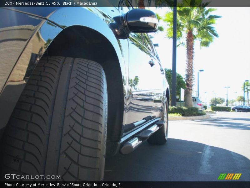 Black / Macadamia 2007 Mercedes-Benz GL 450
