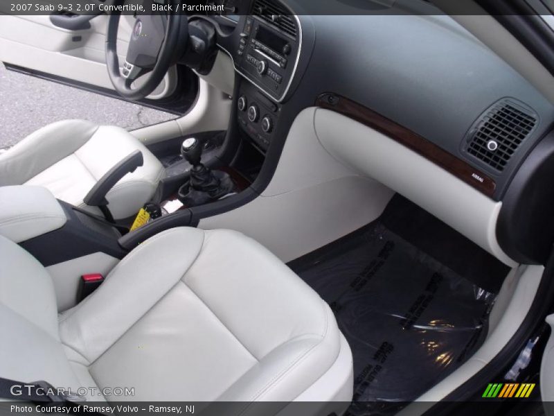  2007 9-3 2.0T Convertible Parchment Interior