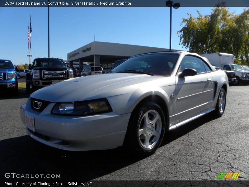 Silver Metallic / Medium Graphite 2004 Ford Mustang V6 Convertible