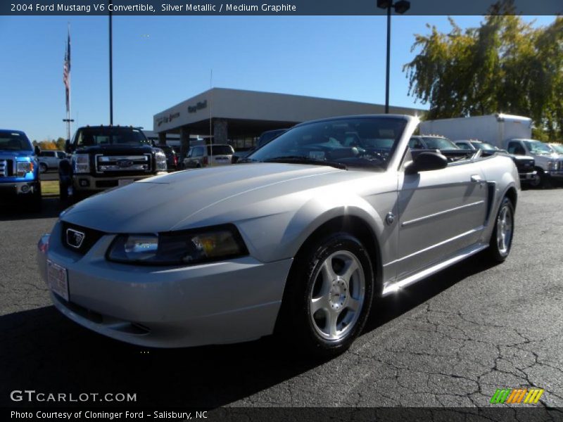 Silver Metallic / Medium Graphite 2004 Ford Mustang V6 Convertible