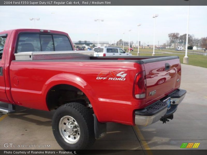 Red / Medium Flint 2004 Ford F350 Super Duty XLT Regular Cab 4x4