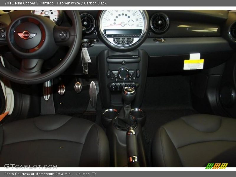 Pepper White / Carbon Black 2011 Mini Cooper S Hardtop