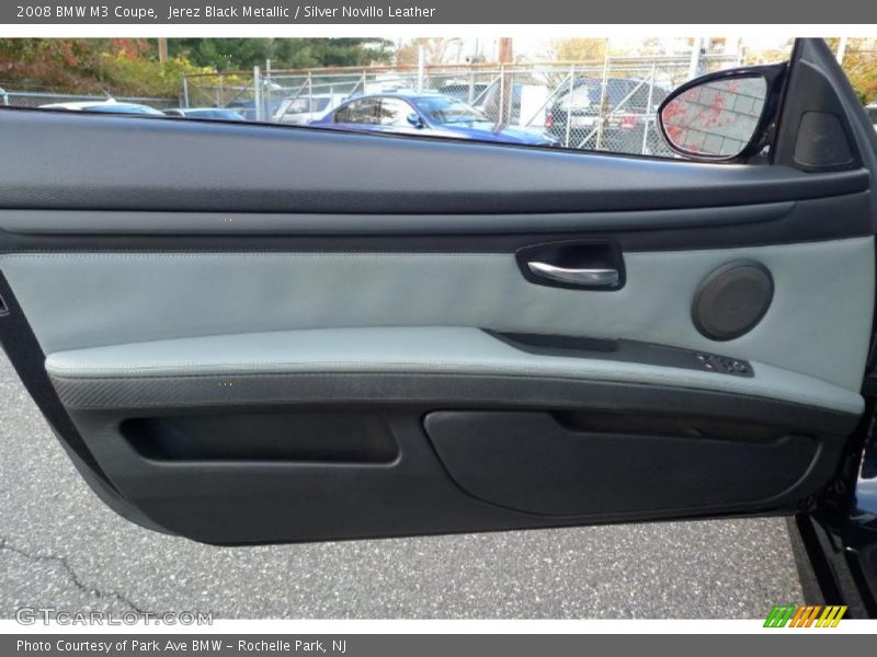 Door Panel of 2008 M3 Coupe