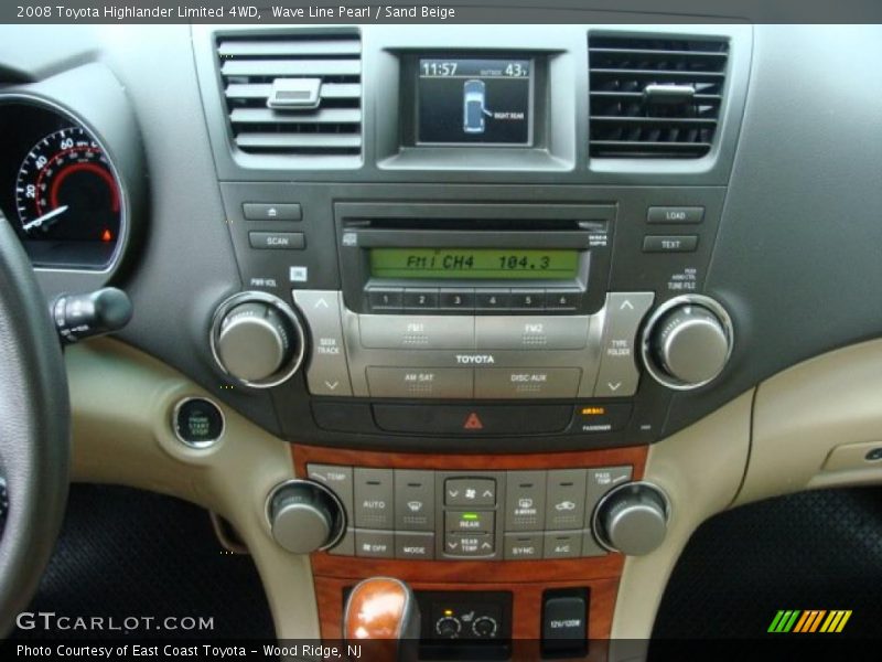 Wave Line Pearl / Sand Beige 2008 Toyota Highlander Limited 4WD
