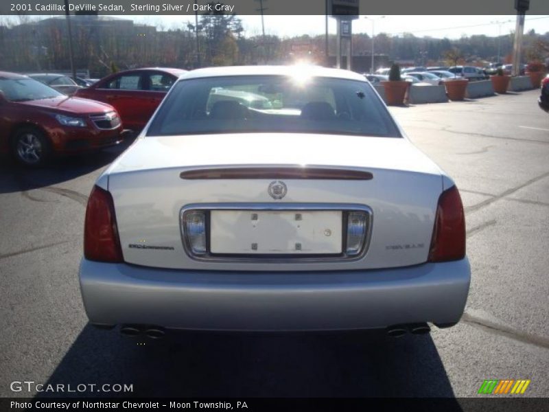 Sterling Silver / Dark Gray 2001 Cadillac DeVille Sedan