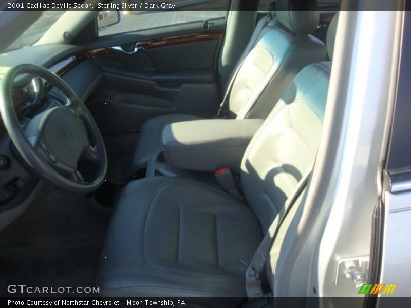 Sterling Silver / Dark Gray 2001 Cadillac DeVille Sedan
