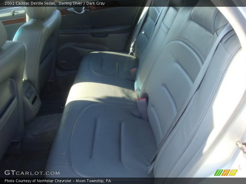 Sterling Silver / Dark Gray 2001 Cadillac DeVille Sedan