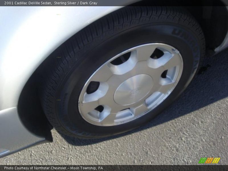 Sterling Silver / Dark Gray 2001 Cadillac DeVille Sedan