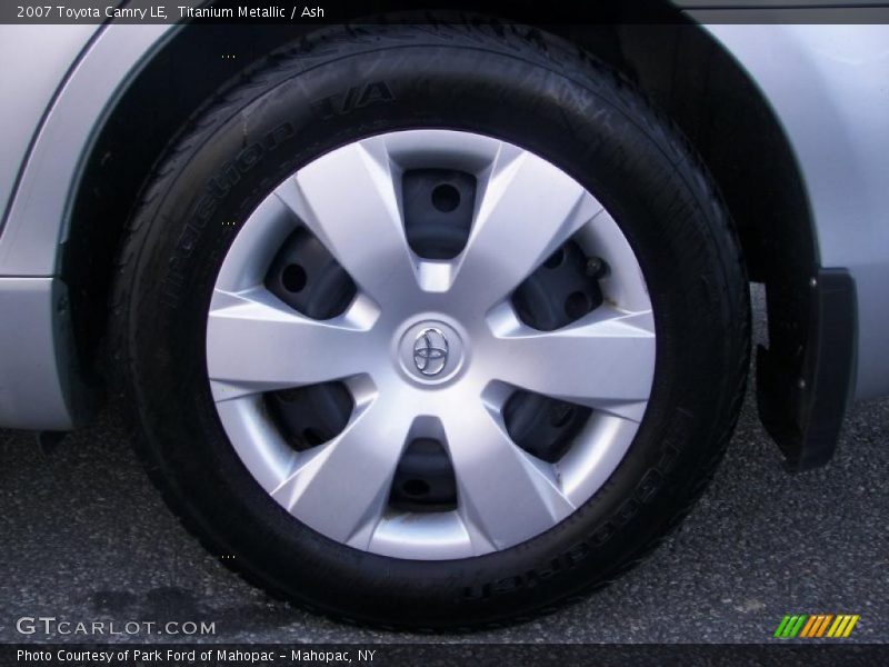 Titanium Metallic / Ash 2007 Toyota Camry LE