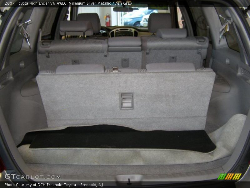 Millenium Silver Metallic / Ash Gray 2007 Toyota Highlander V6 4WD
