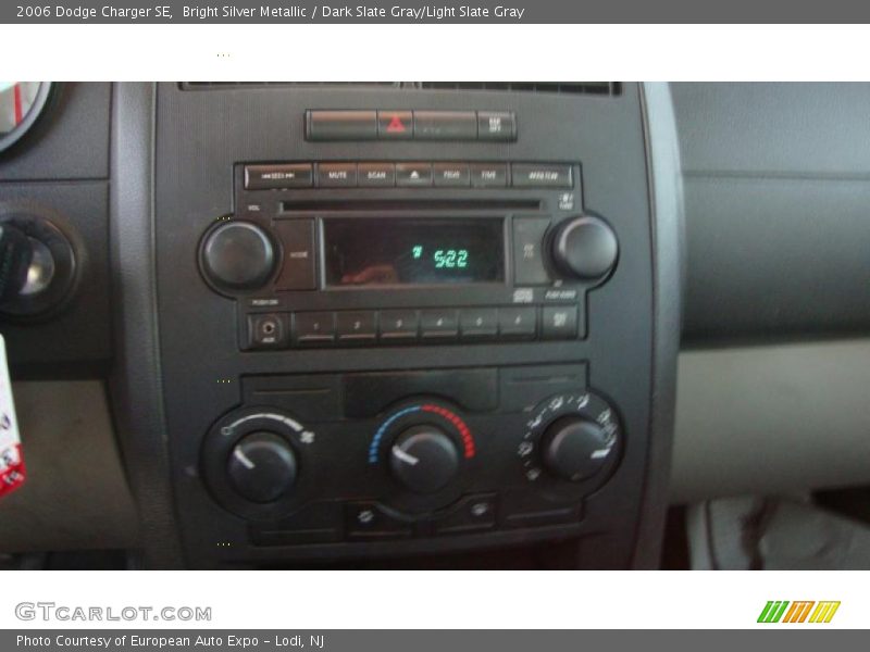 Bright Silver Metallic / Dark Slate Gray/Light Slate Gray 2006 Dodge Charger SE