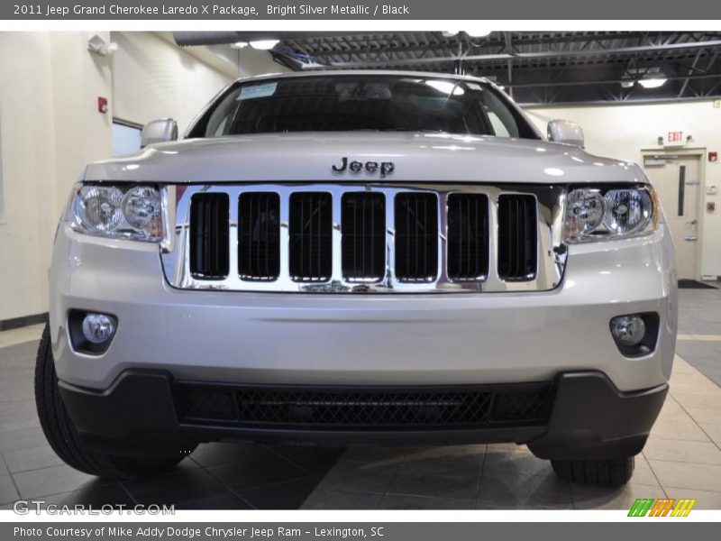 Bright Silver Metallic / Black 2011 Jeep Grand Cherokee Laredo X Package