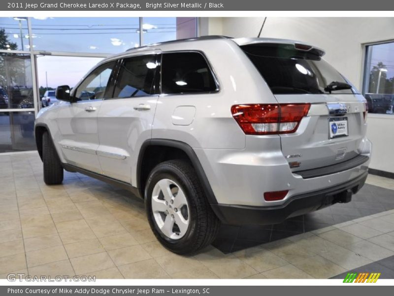 Bright Silver Metallic / Black 2011 Jeep Grand Cherokee Laredo X Package