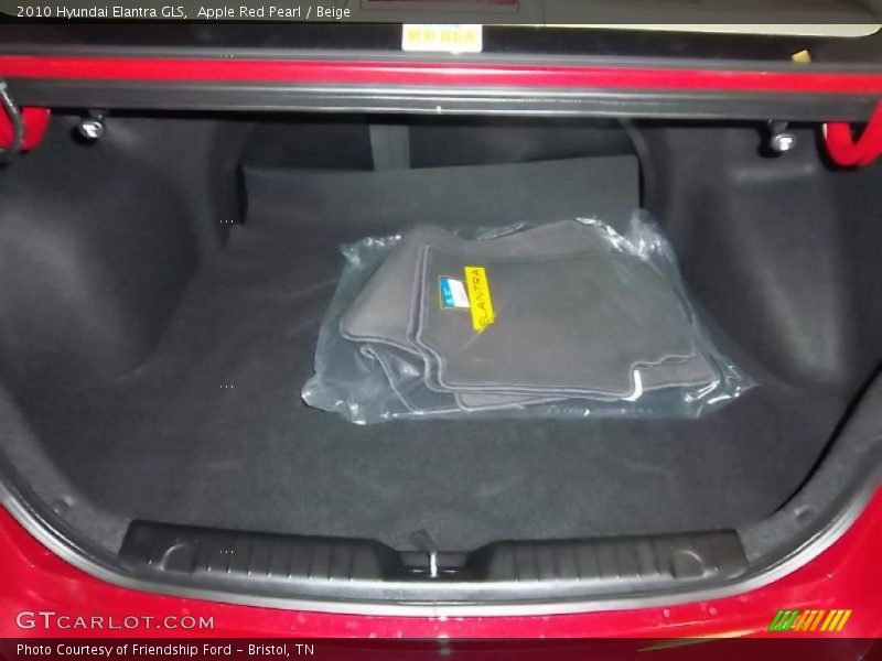  2010 Elantra GLS Trunk