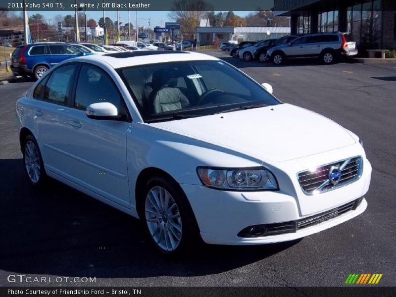 Ice White / Off Black Leather 2011 Volvo S40 T5