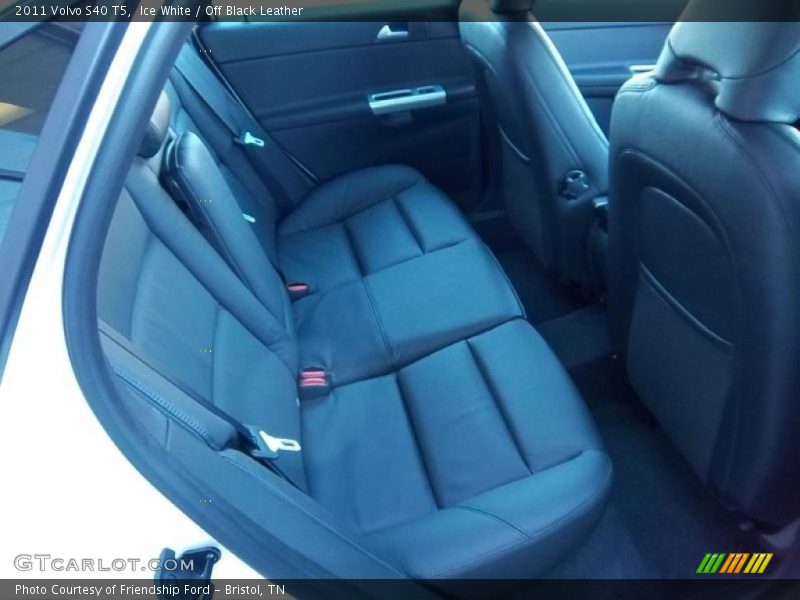 Ice White / Off Black Leather 2011 Volvo S40 T5