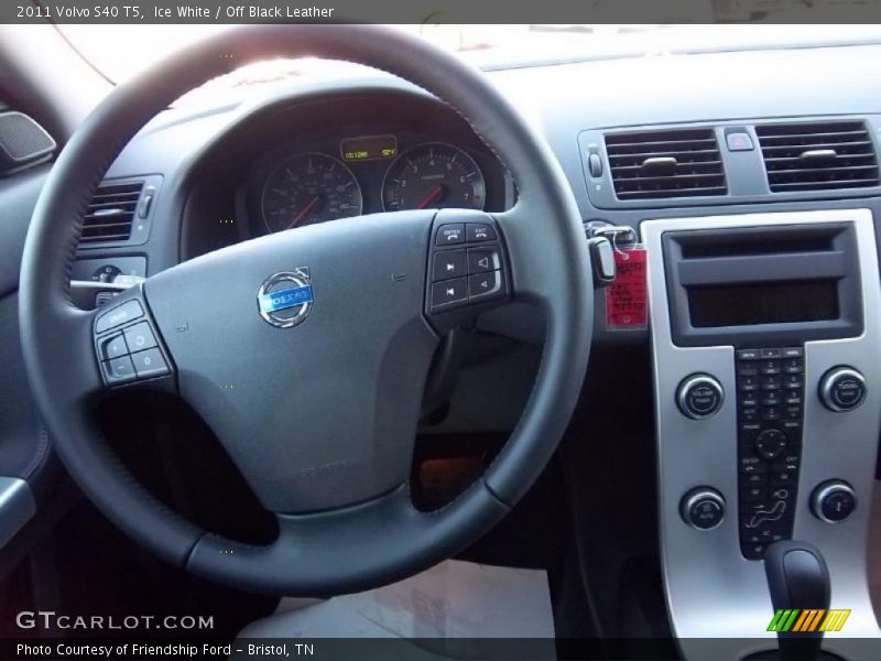 Ice White / Off Black Leather 2011 Volvo S40 T5