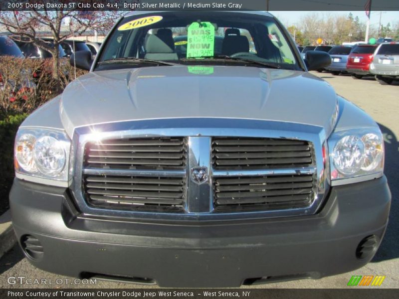 Bright Silver Metallic / Medium Slate Gray 2005 Dodge Dakota ST Club Cab 4x4