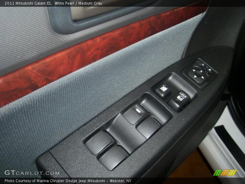 White Pearl / Medium Gray 2011 Mitsubishi Galant ES