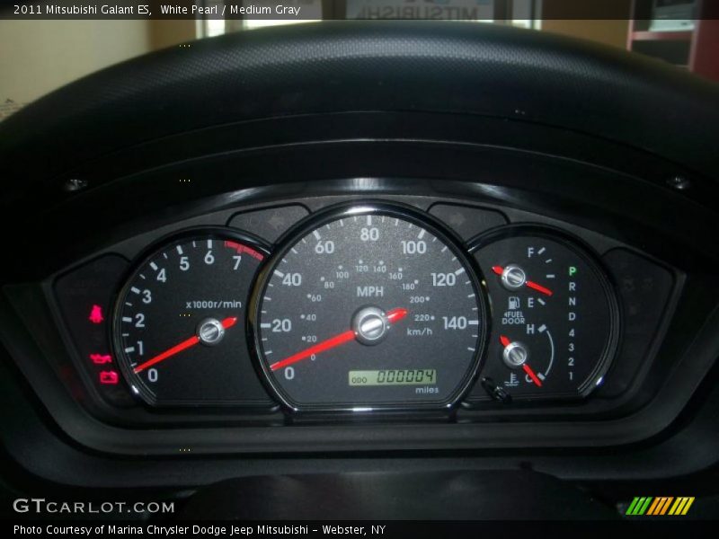 White Pearl / Medium Gray 2011 Mitsubishi Galant ES