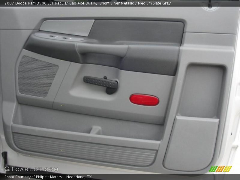 Door Panel of 2007 Ram 3500 SLT Regular Cab 4x4 Dually