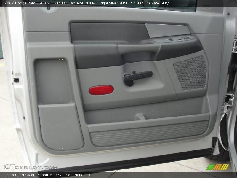 Door Panel of 2007 Ram 3500 SLT Regular Cab 4x4 Dually