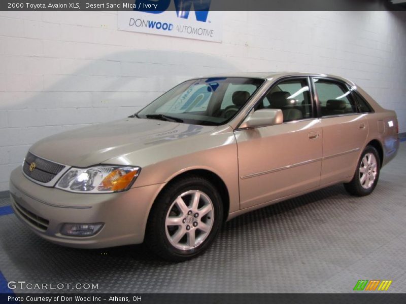 Desert Sand Mica / Ivory 2000 Toyota Avalon XLS