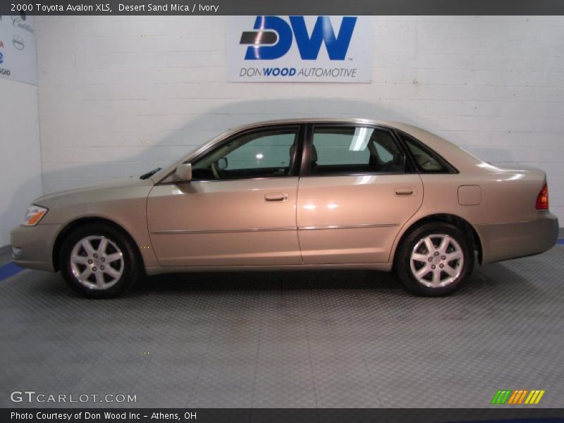 Desert Sand Mica / Ivory 2000 Toyota Avalon XLS